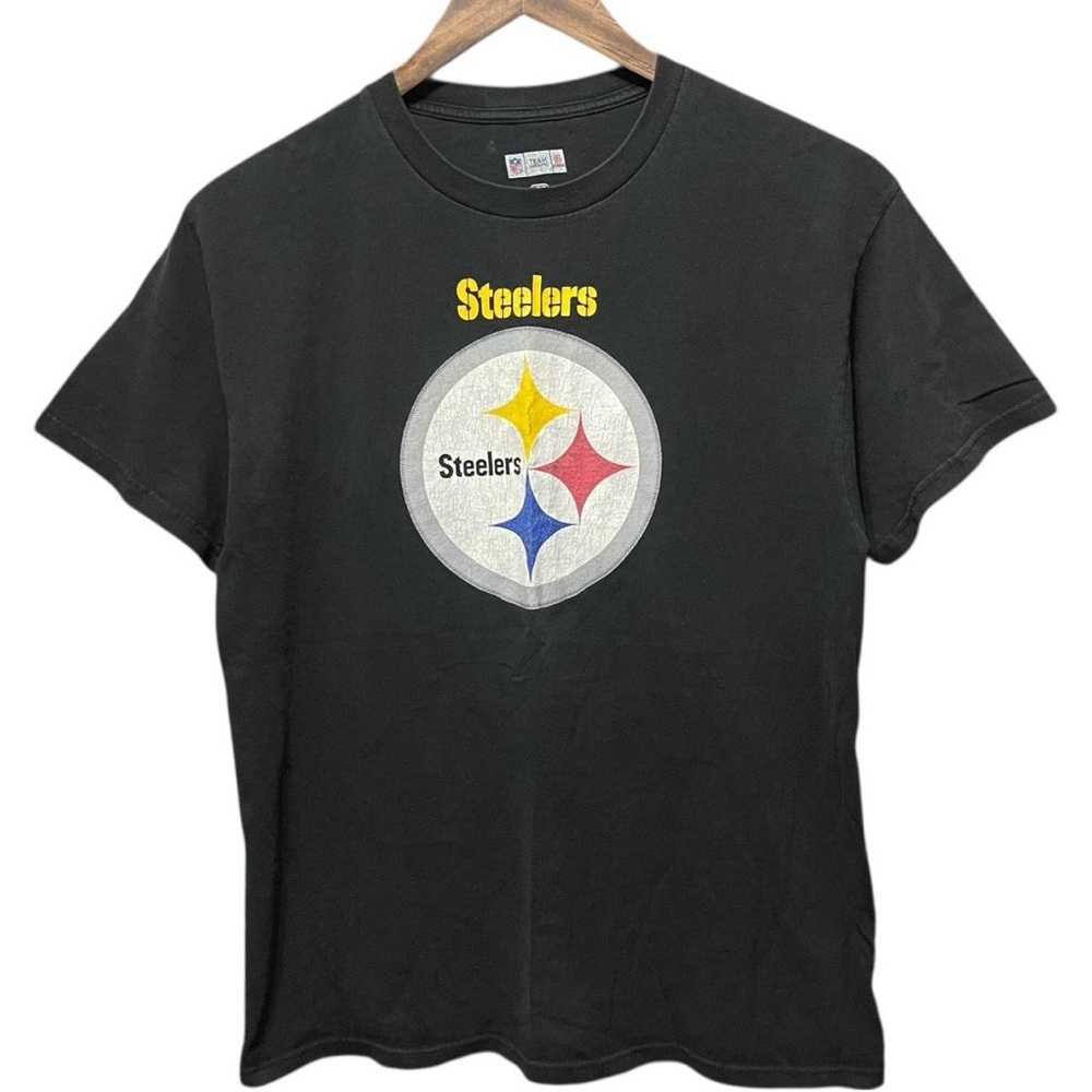 Pittsburgh Steelers NFL football team pro sports short sleeve crewneck T-shirt